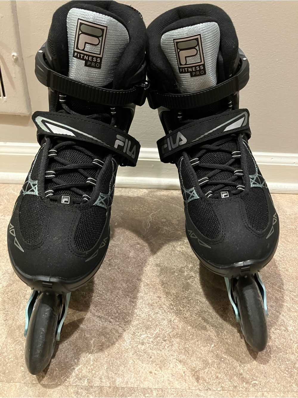 Like New FILA Legacy Pro 84 Men’s Inline Skates - Size 9